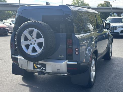 Used 2022 Land Rover Defender 110 SE AWD/4WD image 8