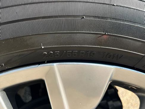 Used 2024 Toyota RAV4 XLE Premium image 13