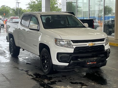 Used 2021 Chevrolet Colorado LT RWD image 3