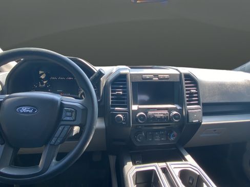 Used 2018 Ford F150 XL w/ Equipment Group 101A Mid AWD/4WD image 11