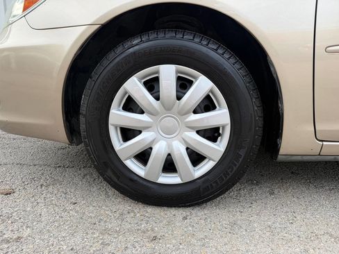Used 2003 Toyota Camry LE FWD image 27