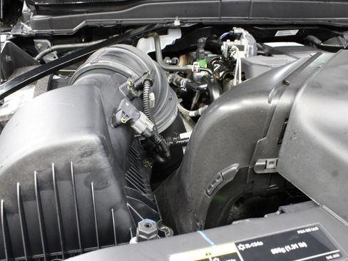 Used 2024 RAM 2500 Big Horn w/ Night Edition AWD/4WD image 30