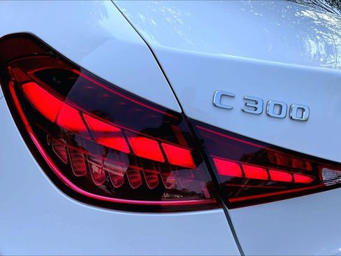 Used 2022 Mercedes-Benz C 300 Sedan image 29