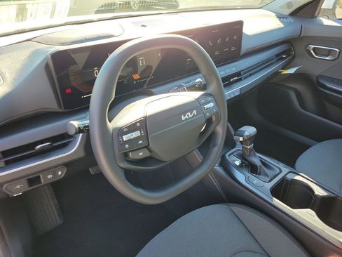 New 2026 Kia K4 FWD image 21