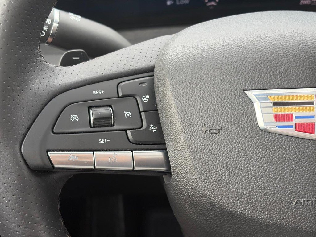 Used 2024 Cadillac XT4 Sport AWD/4WD image 25