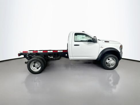 New 2025 RAM 4500 Tradesman RWD image 9