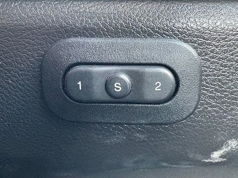 Used 2019 Jeep Grand Cherokee Limited image 26