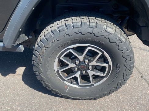 Used 2025 Jeep Wrangler Unlimited Rubicon image 17