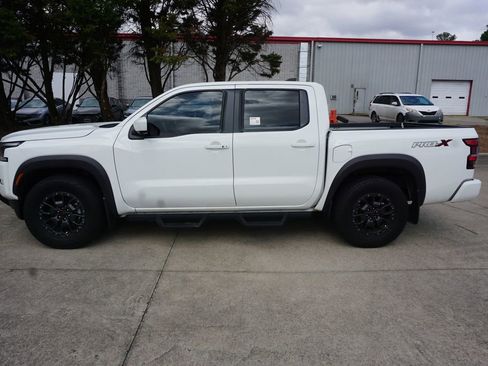Used 2023 Nissan Frontier Pro-X w/ Pro-X Premium Package image 19