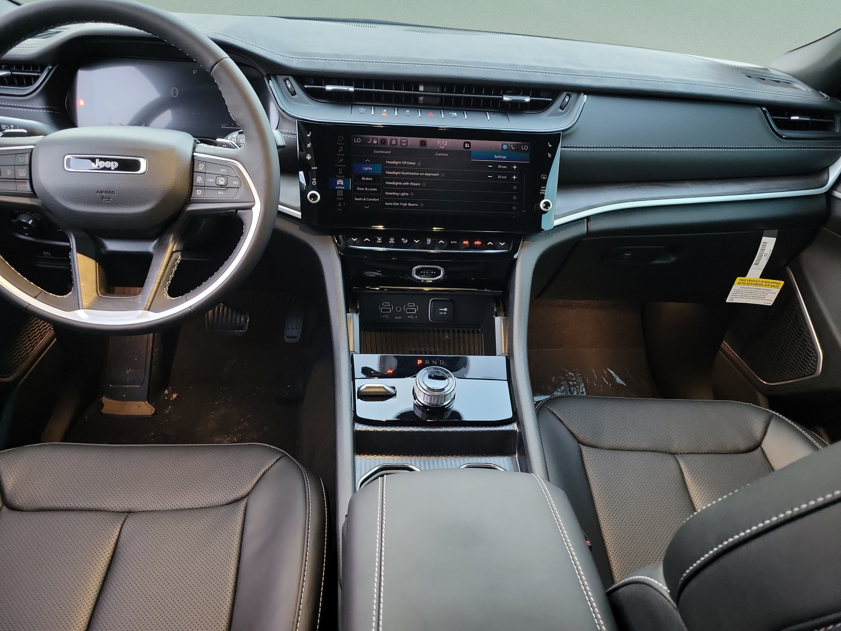 New 2027 Jeep Grand Cherokee Limited AWD/4WD image 9