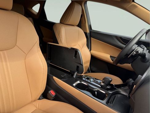 Certified 2025 Lexus NX 350 AWD w/ Accessory Package (2T) image 24