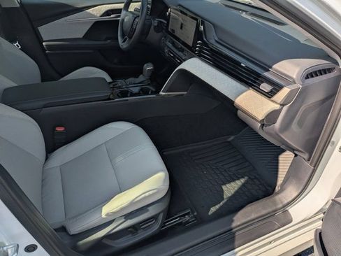 Used 2026 Toyota Camry XLE FWD image 12