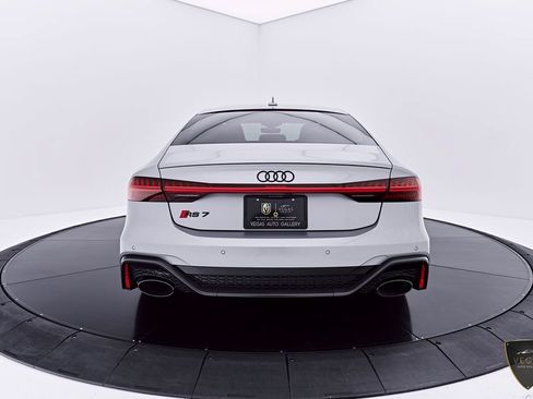 Used 2025 Audi RS 7 Performance AWD/4WD image 14