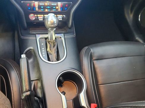 Used 2022 Ford Mustang GT Premium w/ Equipment Group 401A image 18