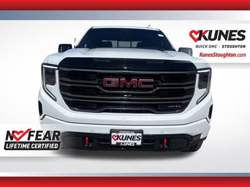 Used 2025 GMC Sierra 1500 AT4 w/ AT4 Premium Package image 5