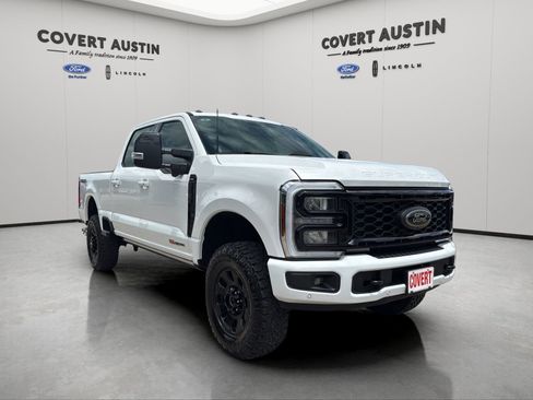 Used 2025 Ford F250 Lariat w/ Lariat Ultimate Package AWD/4WD image 5