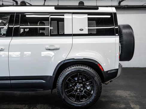 Used 2020 Land Rover Defender 110 S AWD/4WD image 13