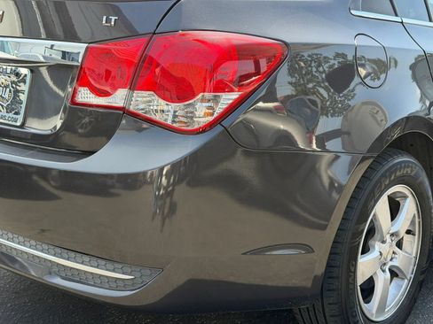 Used 2015 Chevrolet Cruze LT w/ Sun And Sound Package FWD image 23