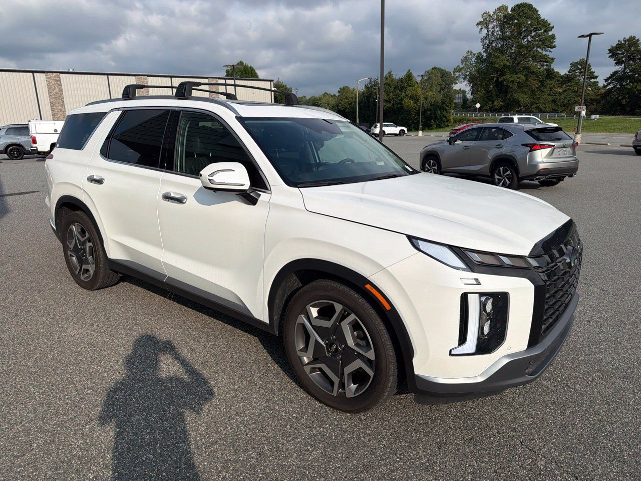 Used 2023 Hyundai Palisade Limited AWD/4WD image 11