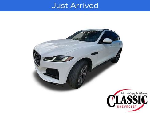 Used 2023 Jaguar F-PACE S image 4