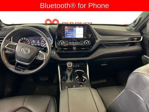 Used 2022 Toyota Highlander XSE image 13