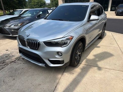 Used 2018 BMW X1 xDrive28i AWD/4WD image 2
