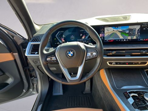 Used 2024 BMW X5 xDrive40i w/ Parking Assistance Package image 12