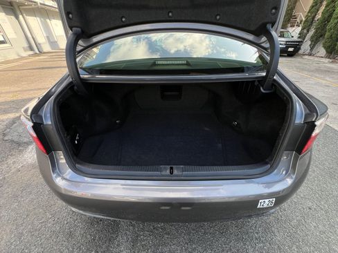 Used 2013 Lexus ES 350 FWD image 17
