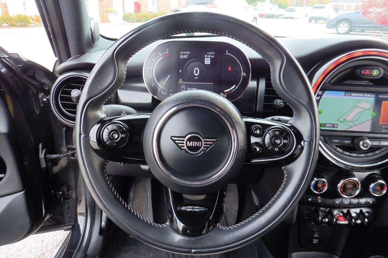 Used 2021 MINI Cooper 4-Door Hardtop FWD image 7