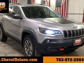 Used 2019 Jeep Cherokee Trailhawk video 1