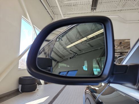 New 2026 BMW X5 xDrive40i AWD/4WD image 13