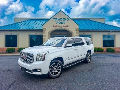 Used 2018 GMC Yukon XL Denali RWD image 31