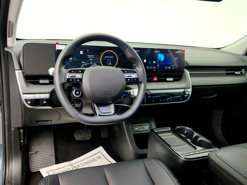 Used 2025 Hyundai Ioniq 5 SEL image 12