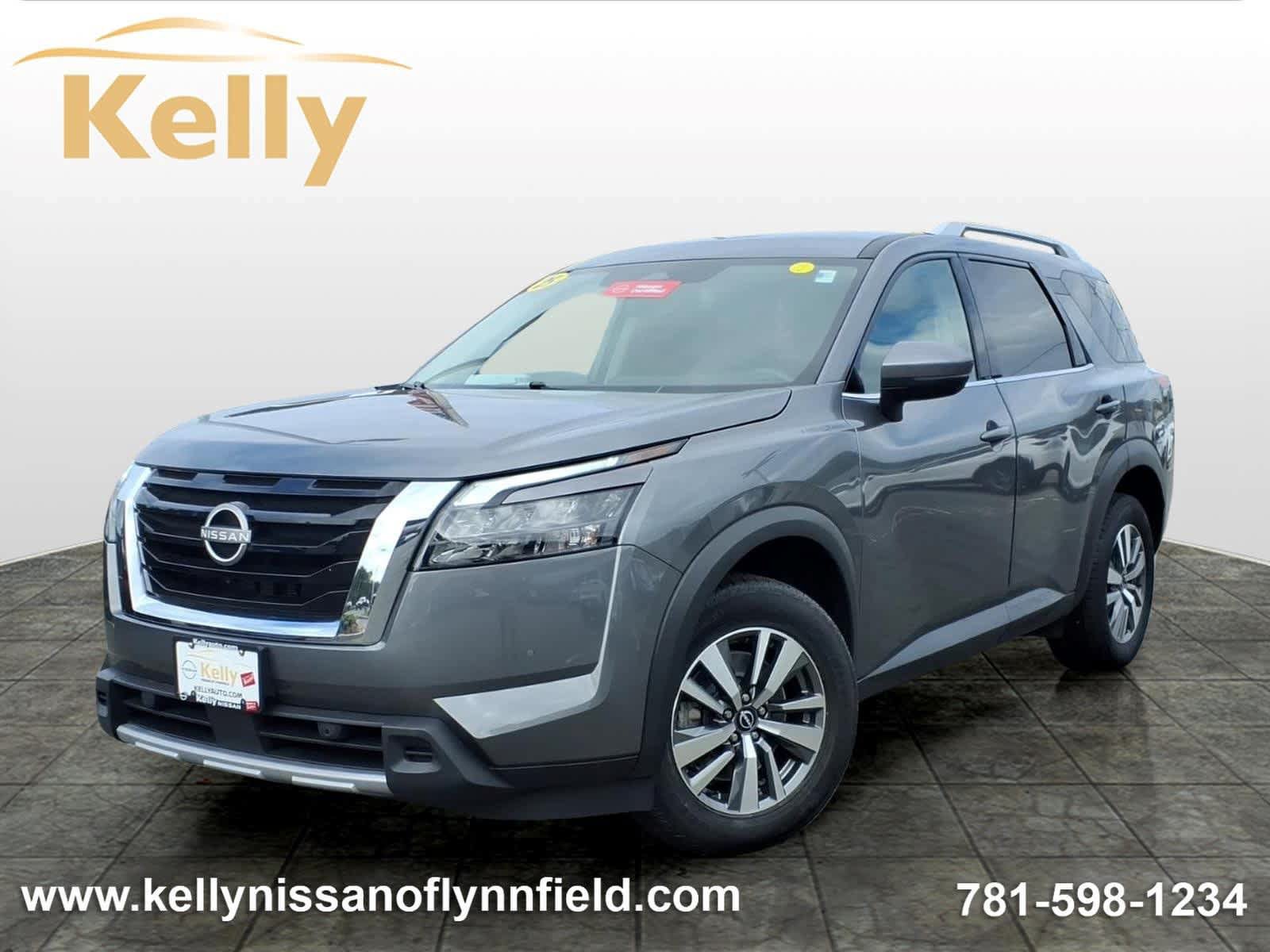 Certified 2025 Nissan Pathfinder SL AWD/4WD image 1