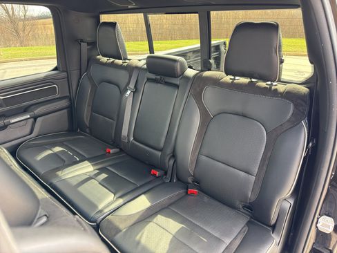 Used 2023 RAM 1500 Laramie AWD/4WD image 40