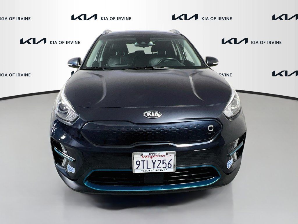 Used 2020 Kia Niro EX FWD image 2