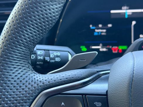 Certified 2026 Lexus TX 500h AWD w/ Technology Package image 33