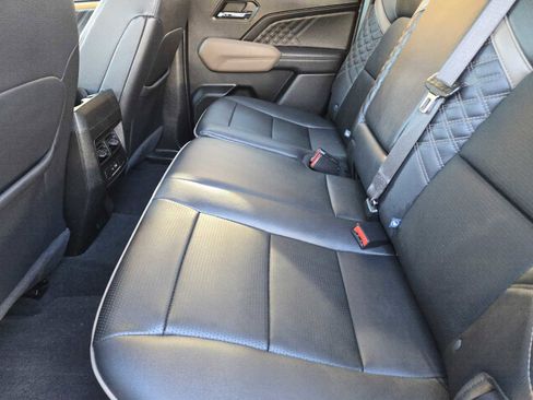 Certified 2024 GMC Canyon Denali image 28