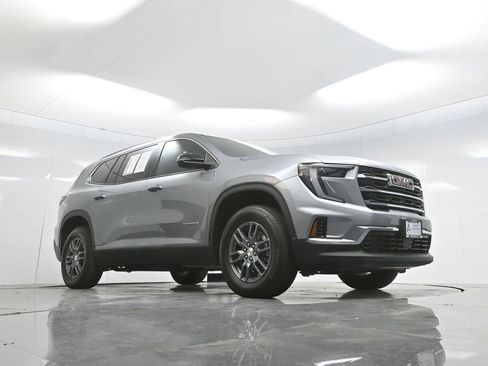 Used 2025 GMC Acadia Elevation image 67