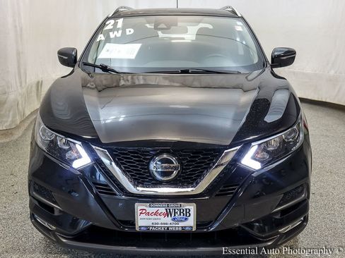 Used 2021 Nissan Rogue Sport SV image 6