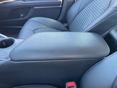 Used 2024 Toyota Camry SE w/ Blackout Package (TMS) image 14