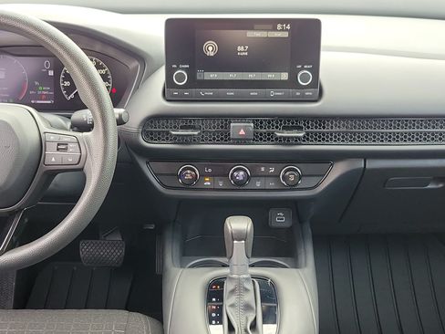 Used 2025 Honda HR-V LX image 18