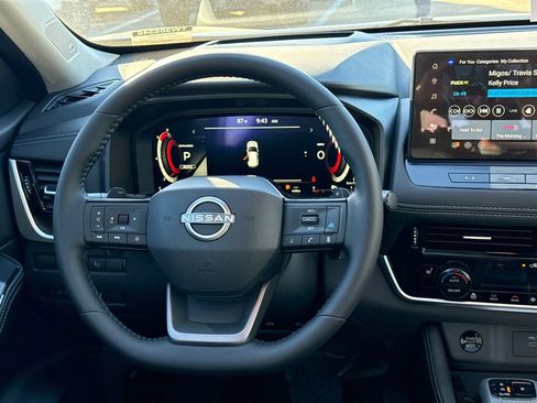 New 2026 Nissan Rogue Platinum w/ Platinum Premium Package image 15