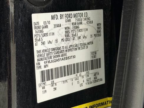 Used 2010 Ford Expedition Limited image 27