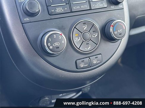 Used 2013 Kia Soul + image 22