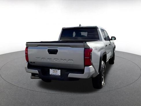 Used 2025 Toyota Tacoma TRD Off-Road AWD/4WD image 13