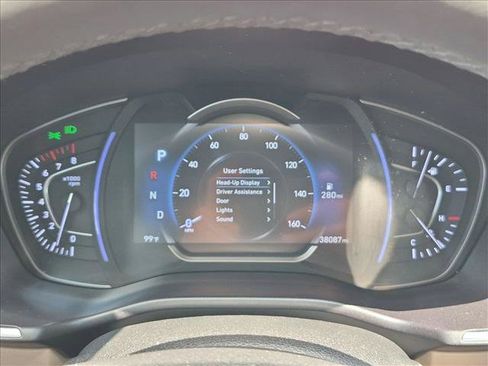 Used 2020 Hyundai Santa Fe Limited FWD image 11