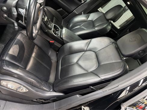Used 2017 Porsche Cayenne S AWD/4WD image 14