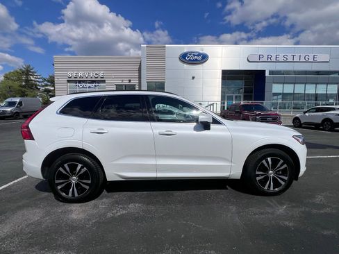 Used 2023 Volvo XC60 B5 Core AWD/4WD image 8