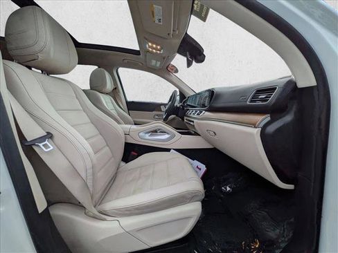 Certified 2023 Mercedes-Benz GLS 450 4MATIC image 24